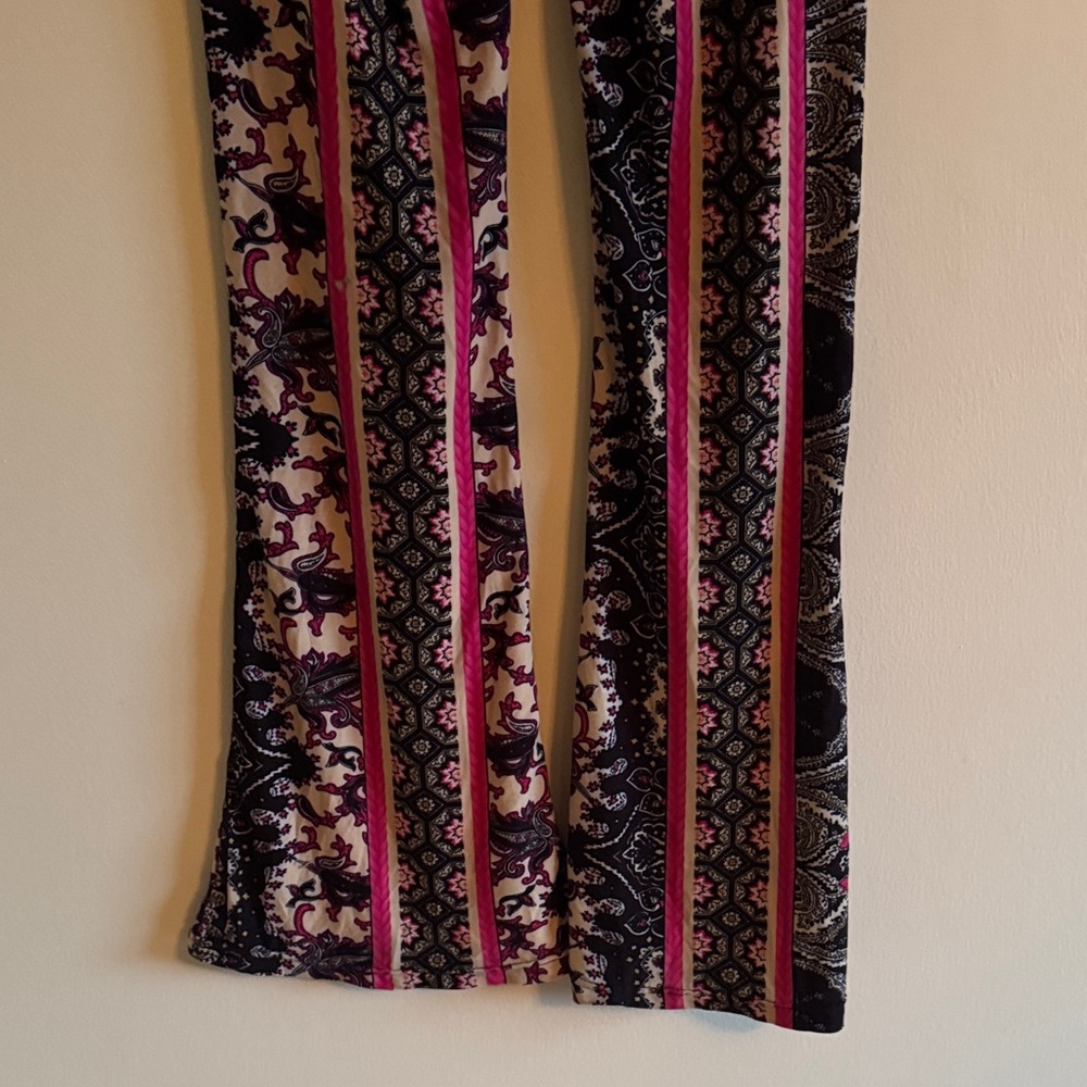 Shosho Black and Pink Patterned Flare Pants - Picture 7 of 9